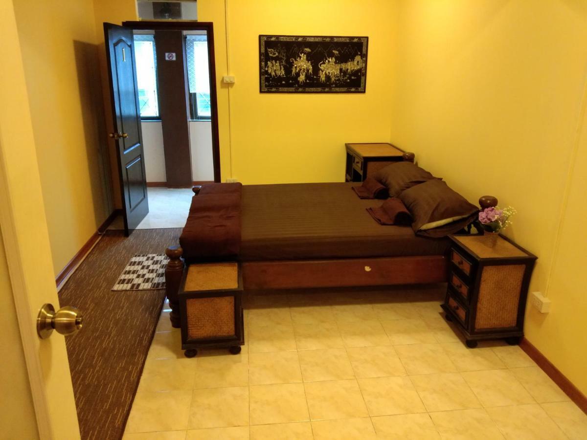 Ruan Ben Ja Don Mueang,Bangkok Hostel Esterno foto